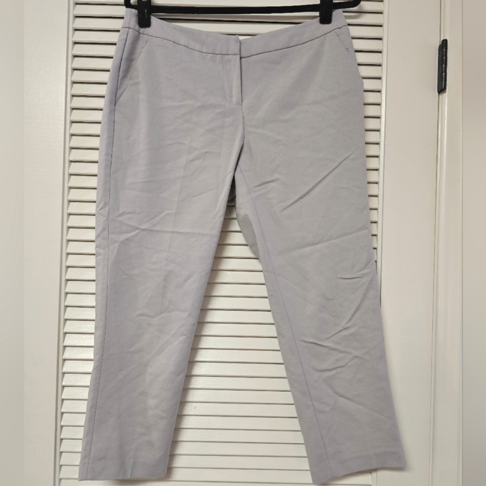 Amanda + Chelsea - Light Grey Classic Crop Pants With Pockets